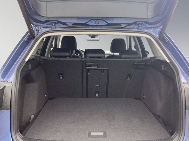 Golf VIII Variant 1.5eTSI DSG Style AHK FACEL.