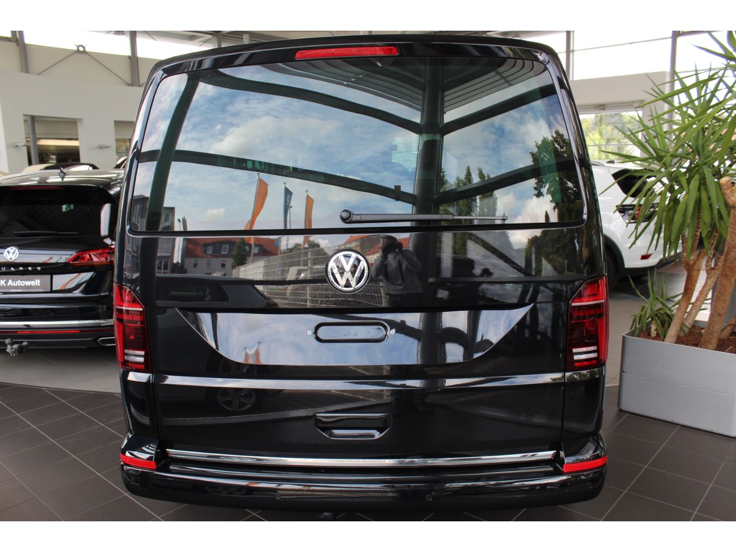 Volkswagen T6.1 Multivan Cruise 2.0 TDI EU6d-T LED Navi St foto 3