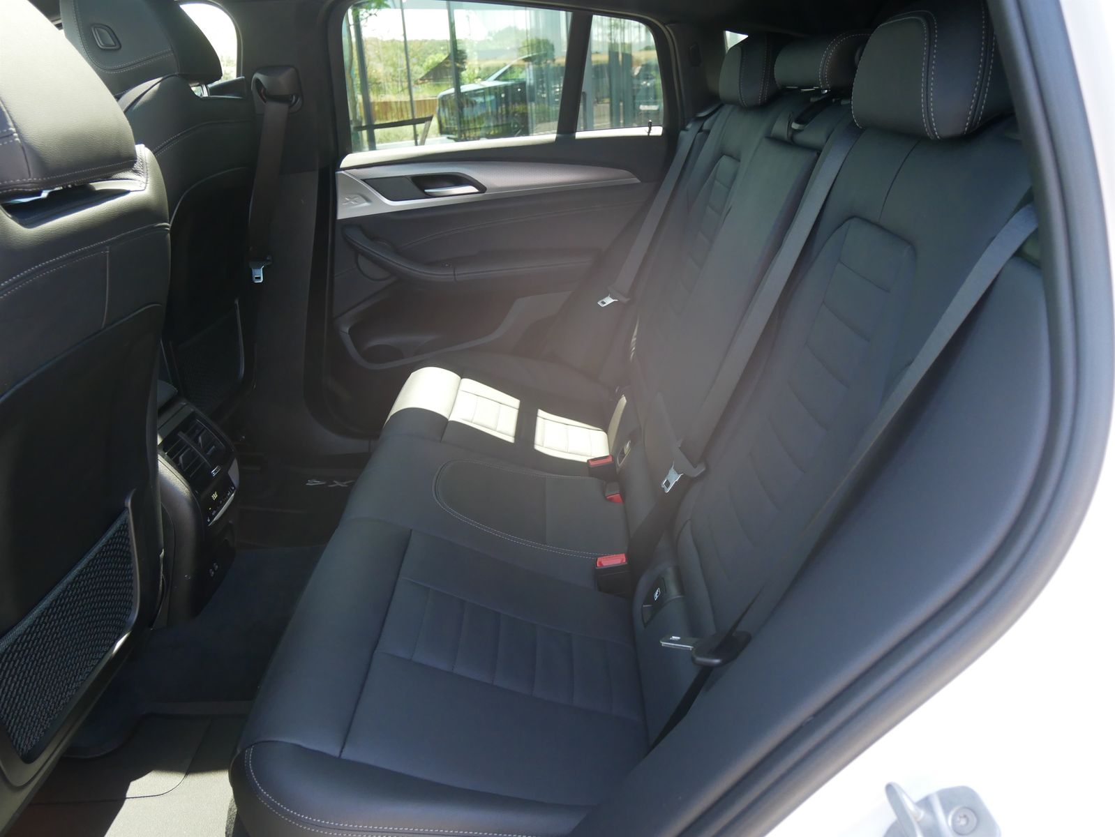 BMW X4 xDrive30d M Sport HUD H K-HiFi A-LED DA PA foto 13