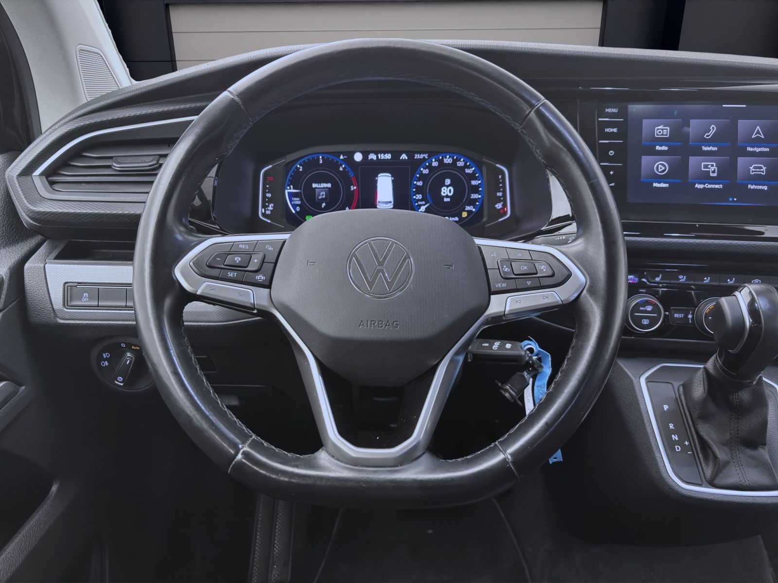 Volkswagen T6 Multivan - Bild 11
