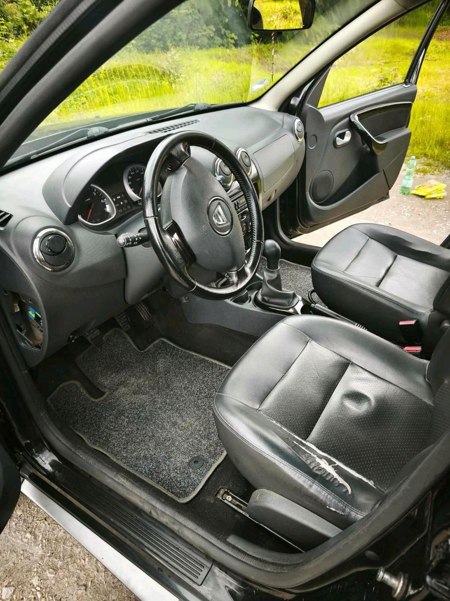 Dacia Duster 2011 — photo 10