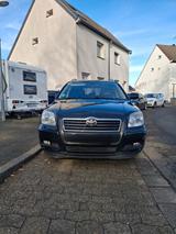 Toyota Avensis Combi Executive 2,2-l-D-CAT Executive - Toyota Avensis in Düsseldorf