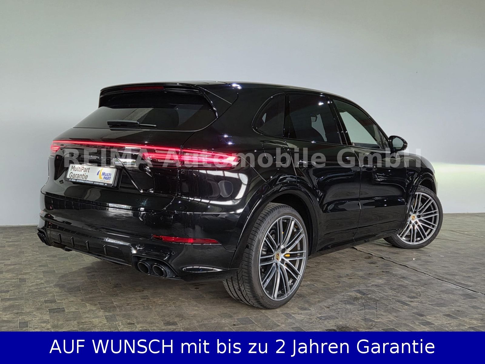 Fahrzeugabbildung Porsche Cayenne 4,0 Turbo S E-Hybrid, Pano, ACC, LED