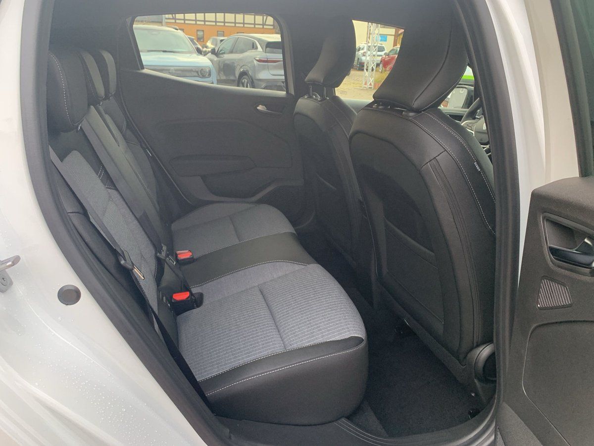 Renault Clio - Bild 26