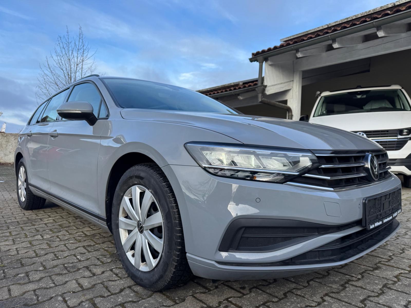 Volkswagen Passat Var. 2.0TDI AHK LED Kamera Nav DAB AppCon