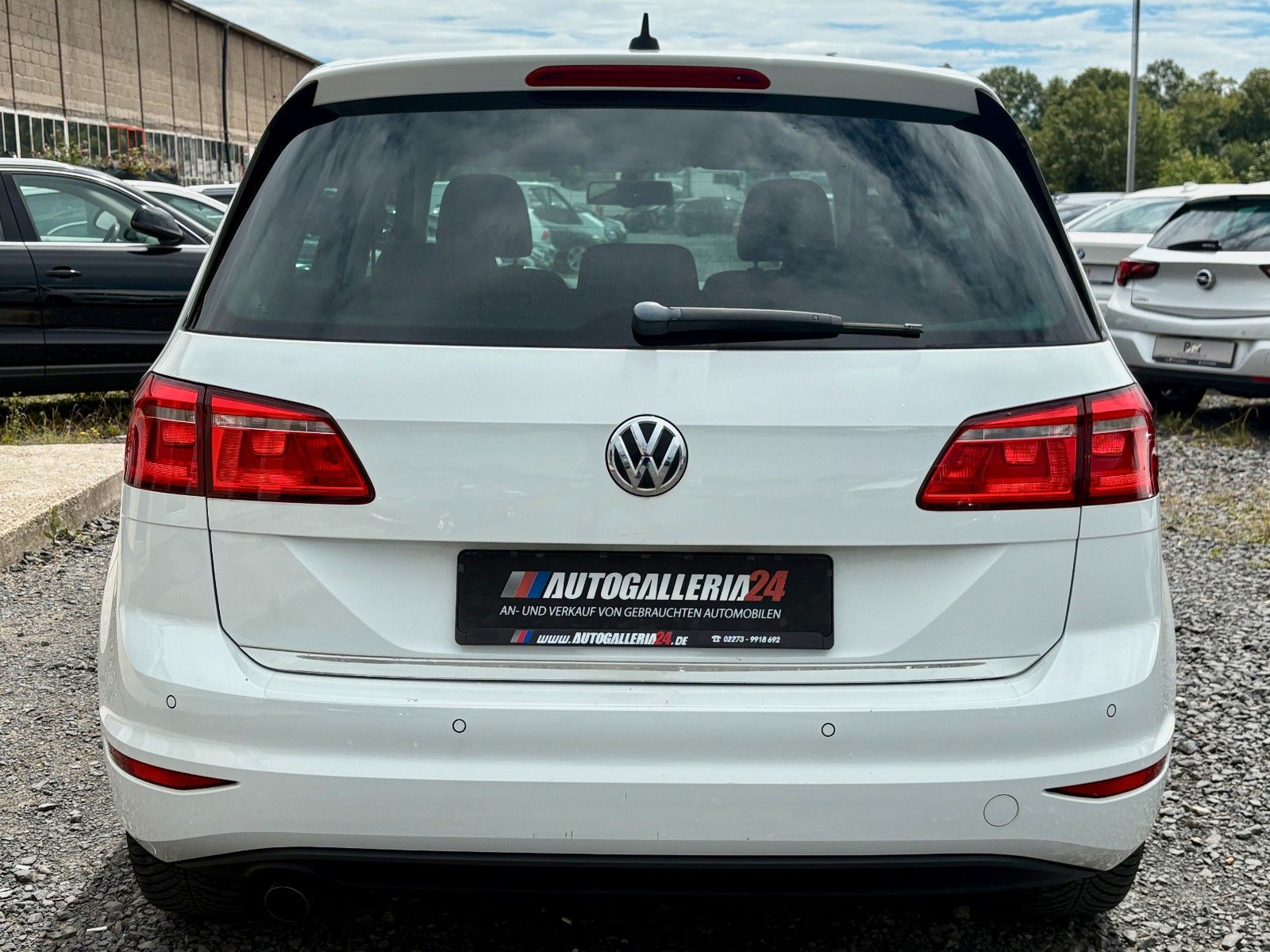 Fahrzeugabbildung Volkswagen Golf Sportsvan VII 1.6 TDI Lounge Navi PDC SHZ