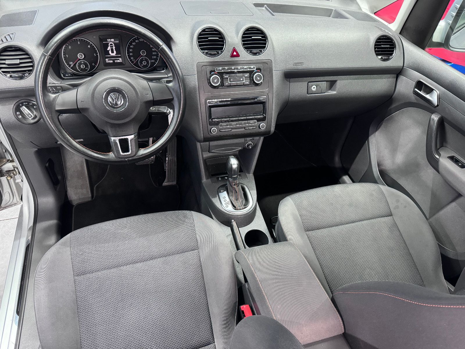 Fahrzeugabbildung Volkswagen Caddy JAKO-O Edition*DSG*PARKASSIST*1.HAND*TOP*