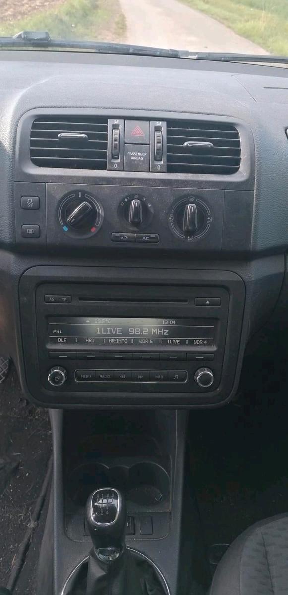 Skoda Fabia 2013 — interior