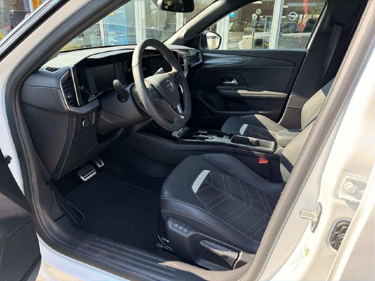 Fahrzeugabbildung Opel Mokka 1,2 GS Line Automatik