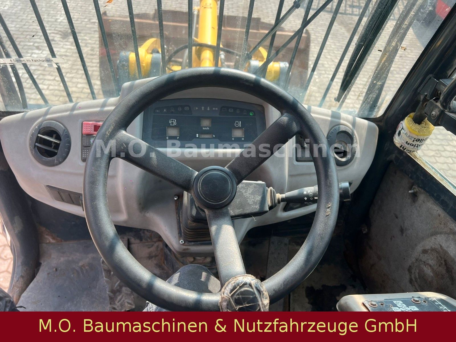 Fahrzeugabbildung Komatsu Komatsu WA100M-5/ Schnellwechsler/