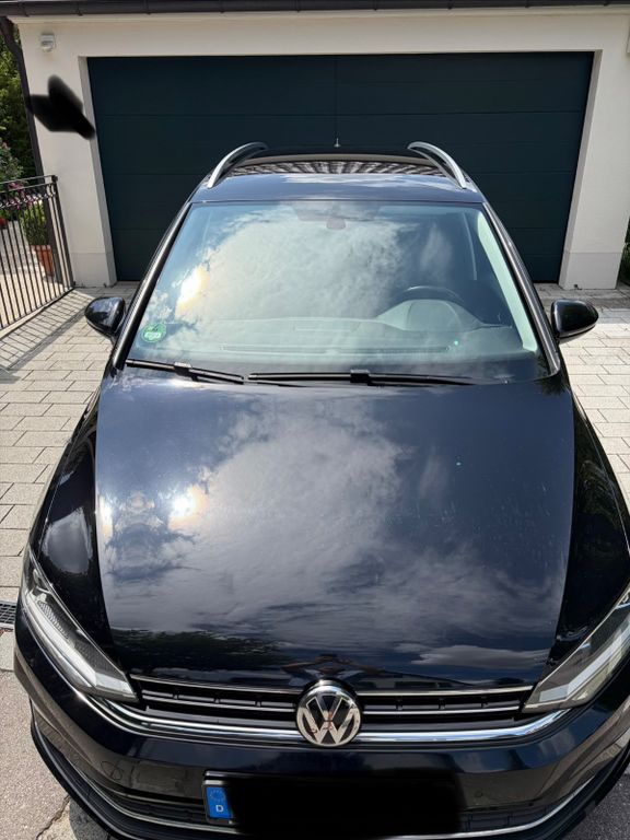 Image of Volkswagen Golf Sportsvan