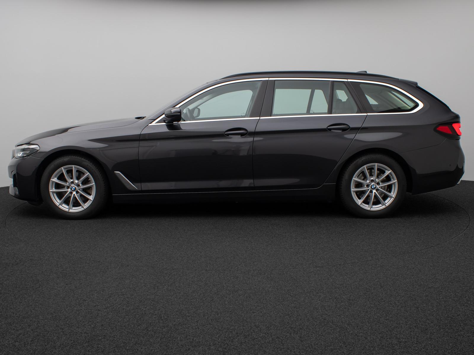 BMW 520 d xD Kamera HUD DAB HiFi Belüftung Leder Komf, миниатюра 11