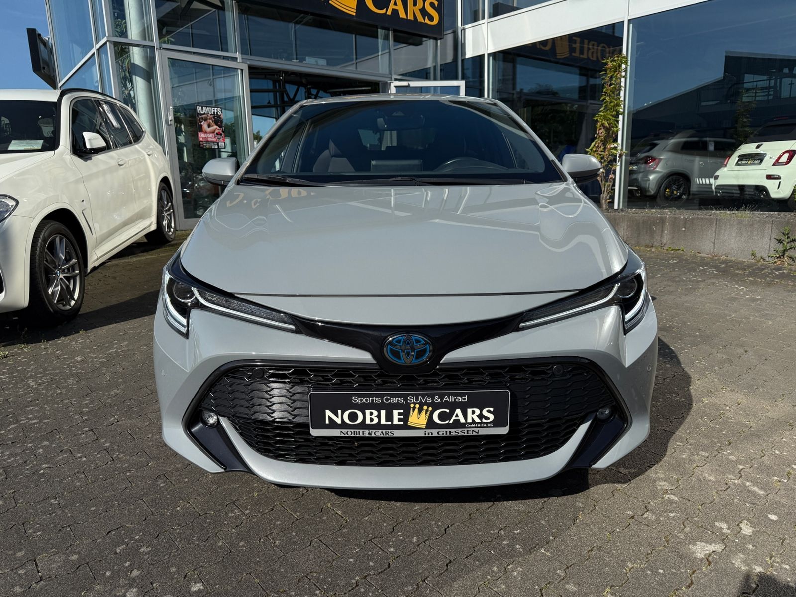 Fahrzeugabbildung Toyota Corolla 1.8 Hybrid Team D TechnikP ACC LED