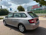 Skoda Fabia Combi 1.2 TSI Active Klima/8-fach bereift - Skoda Fabia Gebrauchtwagen in Krefeld