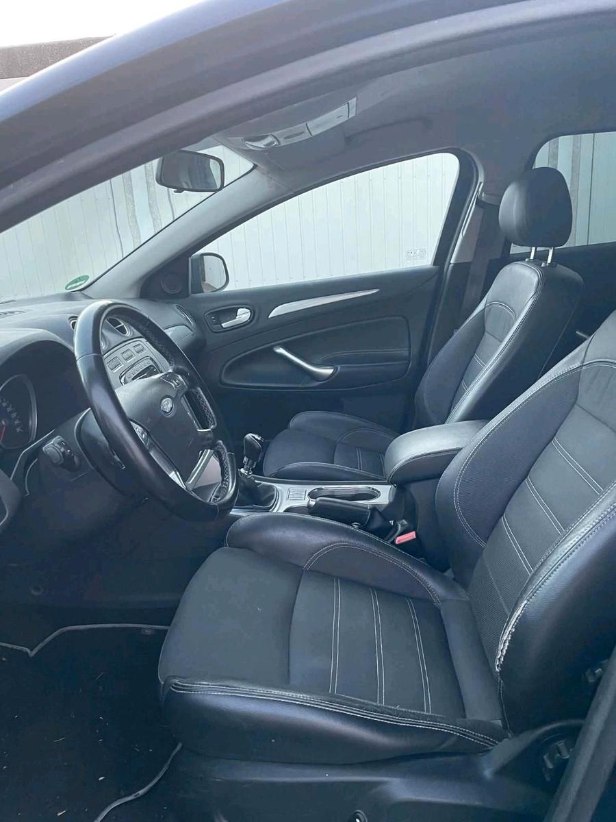 Ford Mondeo 2010 — photo 6