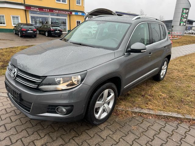 Volkswagen Tiguan Sport & Style 4Motion Navi AHK 2.Hand PDC