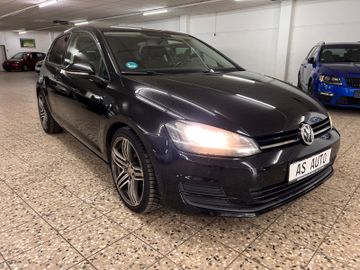 Volkswagen Golf - 3