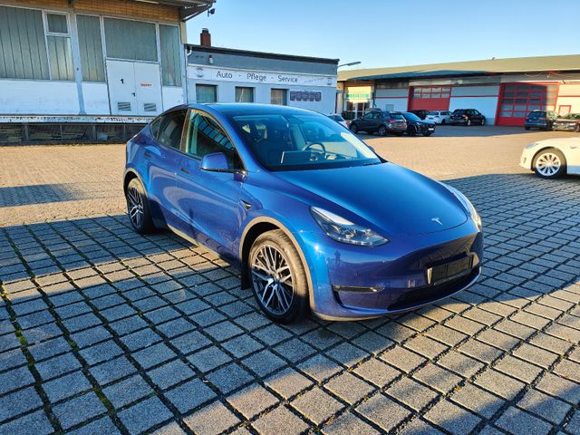 Tesla Model Y LongRange AWD / PDC / EAP/ AHK