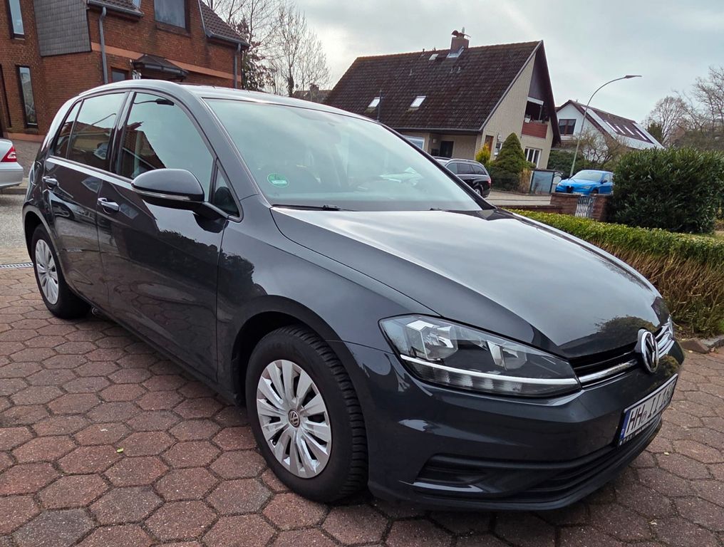 Image of Volkswagen Golf