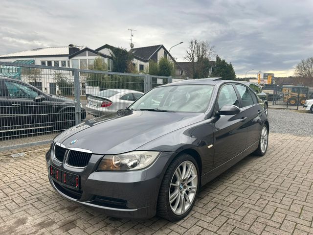 BMW 318 Baureihe 3 Lim. Navi Leder Automatik