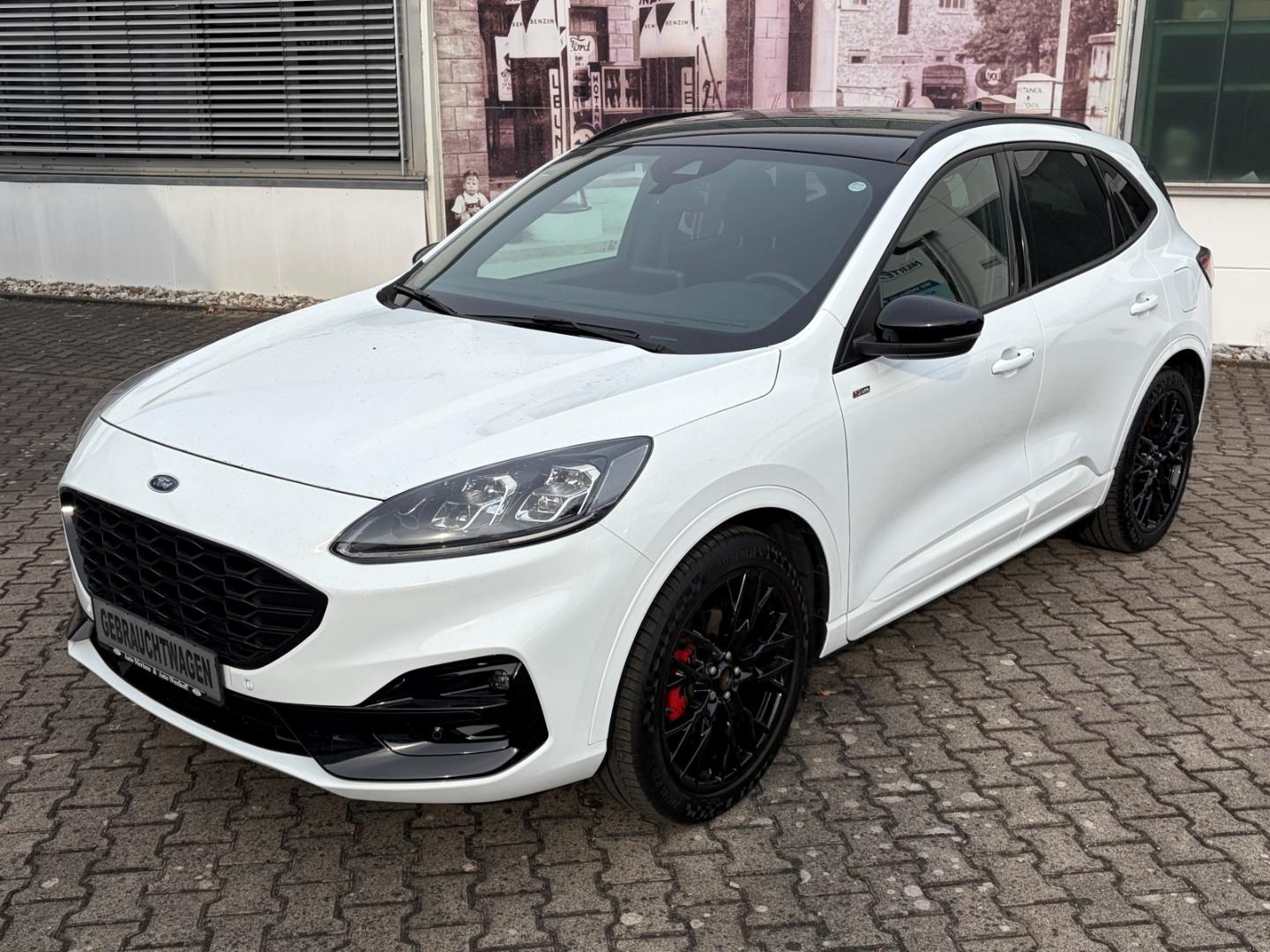Ford Kuga ST-Line X 1.5 Black-Package-Paket