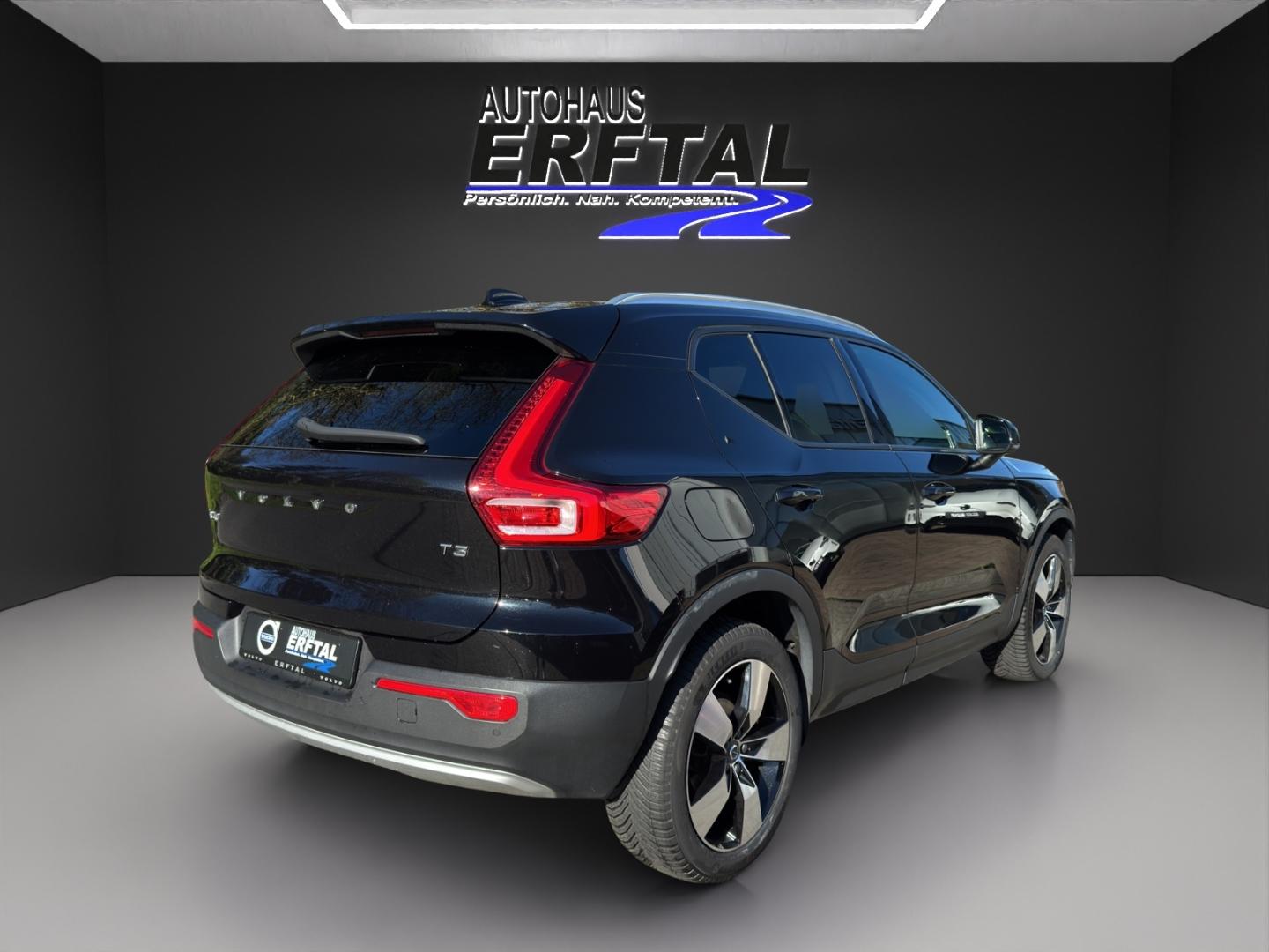 Volvo XC40 T3 Momentum Pro 2WD Navi Digitales Cockpit 