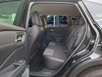 Nissan Qashqai N-Connecta 1.3 DIG-T °LED°Navi°SHZ°BF°