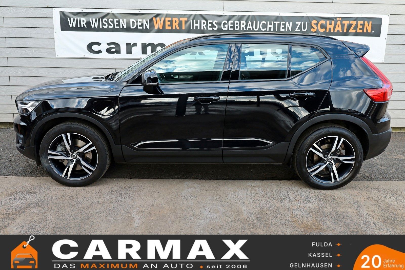 Fahrzeugabbildung Volvo XC40 R Design T.Leder,Navi,LED,Kamera,Apple CarP