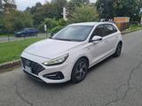 Hyundai i30 Fastback 1.6 CRDi 136 CV iMT 48V Pri - Hyundai i30 Hybrid (Diesel/Elektro)