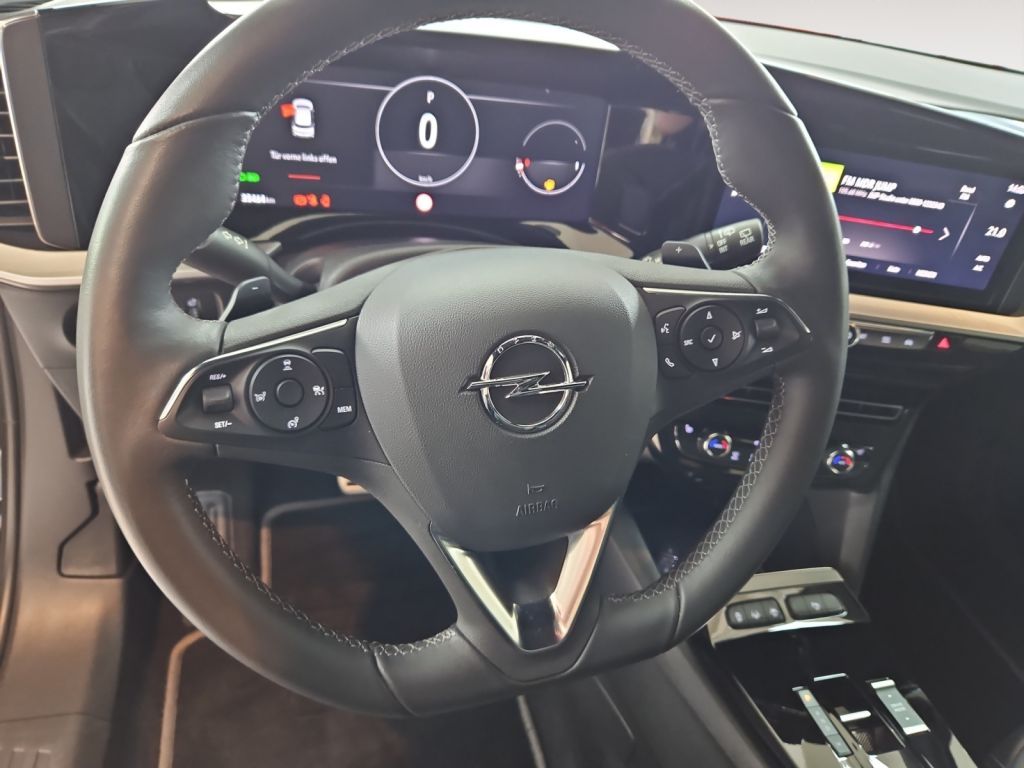 Fahrzeugabbildung Opel Mokka 1.2 DI Automatik Ultimate Sitzheizung Navi