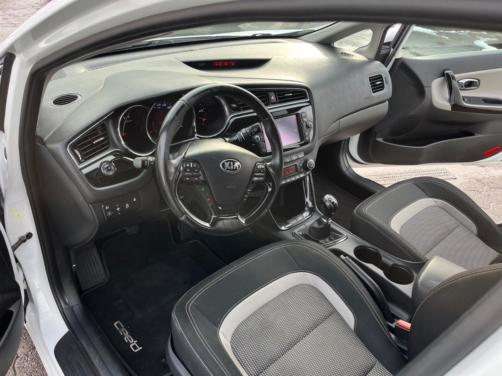 Kia ANDERE Ceed Sportswagon Dream Team-TOP ZUSTAND
