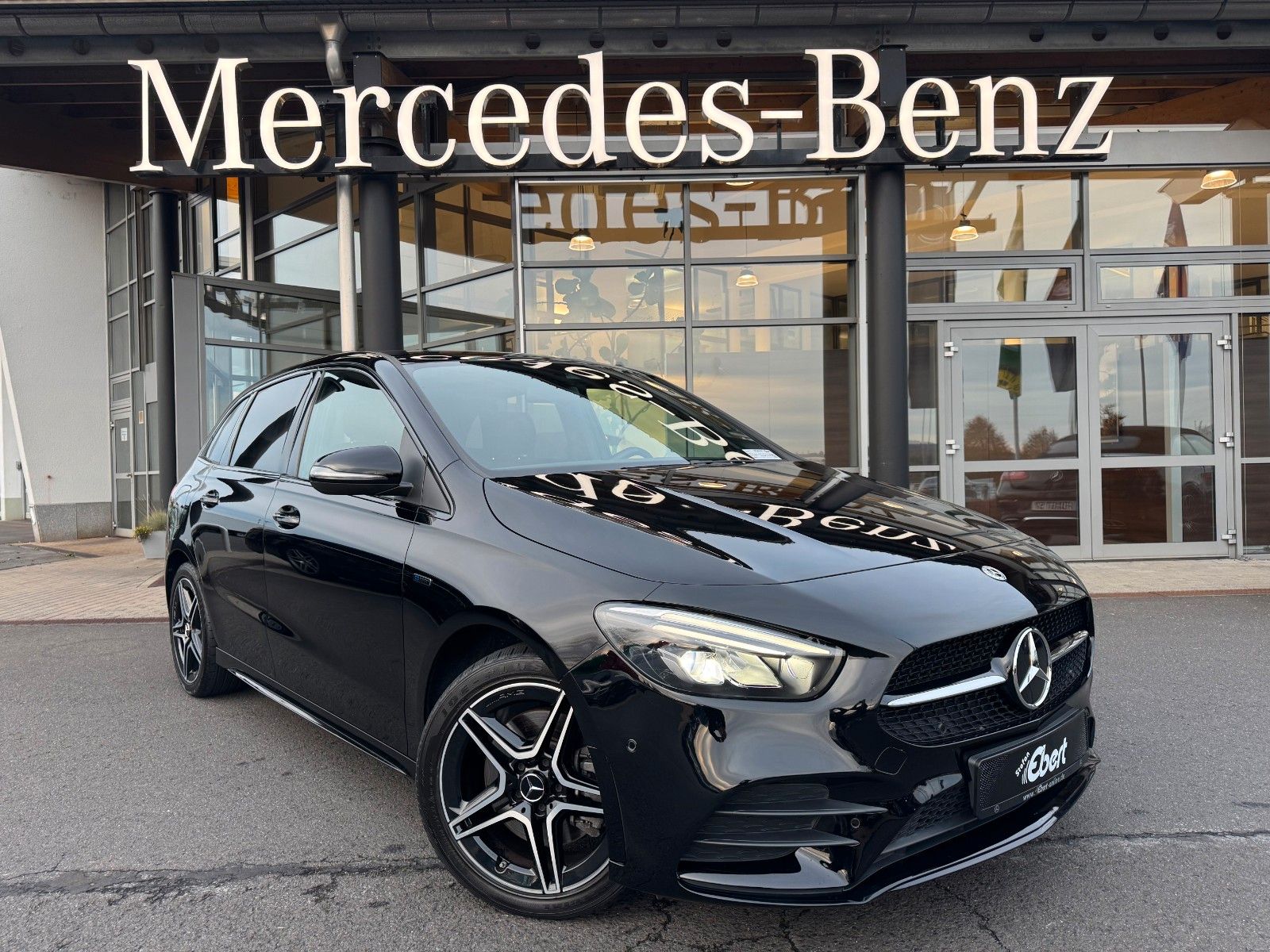 Fahrzeugabbildung Mercedes-Benz B 250e Edition2020+AMG+Ambiente+Night+LED