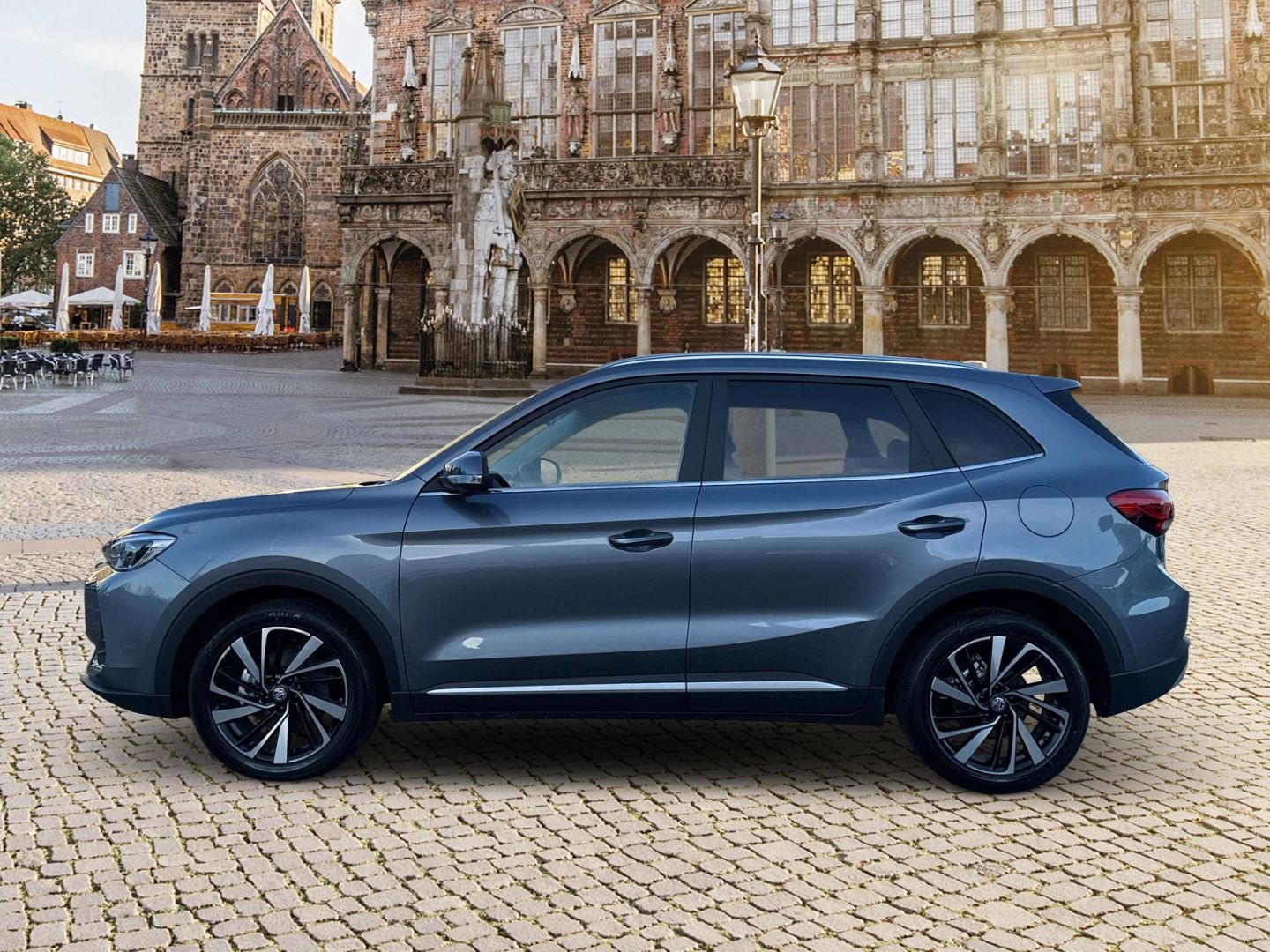 Fahrzeugabbildung MG ZS Hybrid+LUX AT MY25 TOP FINANZ* versch. Farben