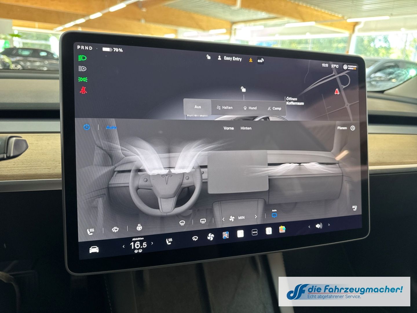 Fahrzeugabbildung Tesla Model 3 RWD Soundsystem ACC El. Heckklappe WLAN