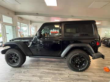 Jeep Wrangler - 9