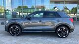 Audi Q2  Sline 30 TDI Stronic - AHK/Matrix/19"/8fach - Audi Q2: Sline