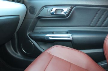 Ford Mustang GT Fastback *DEUTSCHES FAHRZEUG*