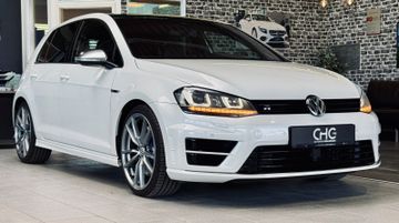 Volkswagen Golf - 1