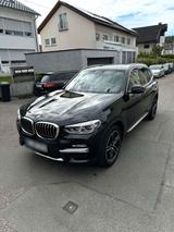 BMW X3 30d luxury Line - BMW 330 SUV