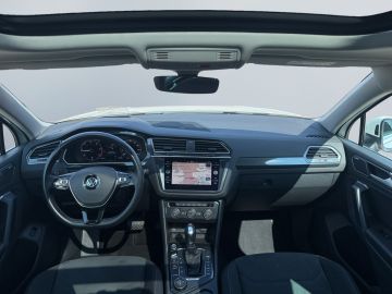 Volkswagen Tiguan - 11