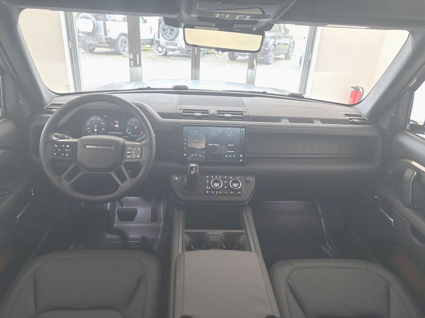 Land Rover Defender - Bild 13