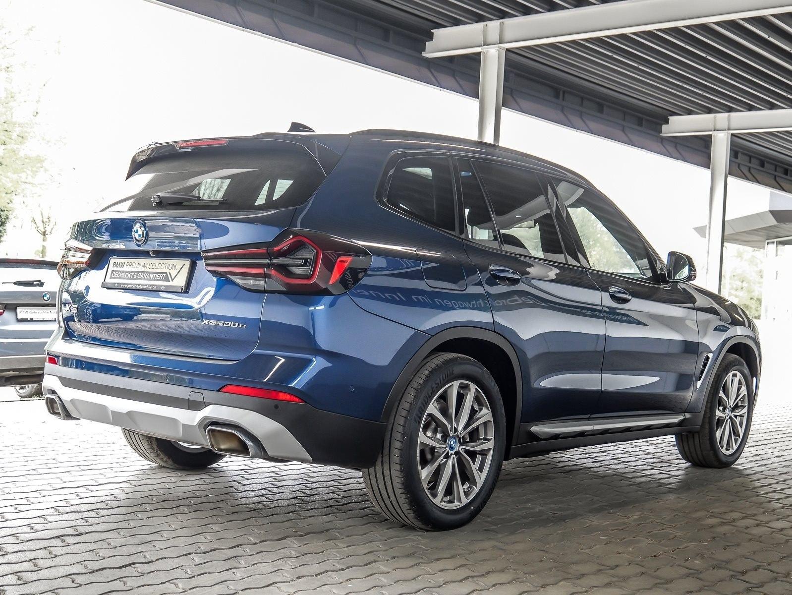 BMW X3 xDrive30e HuD HiFi DA PA+ Amb. Licht