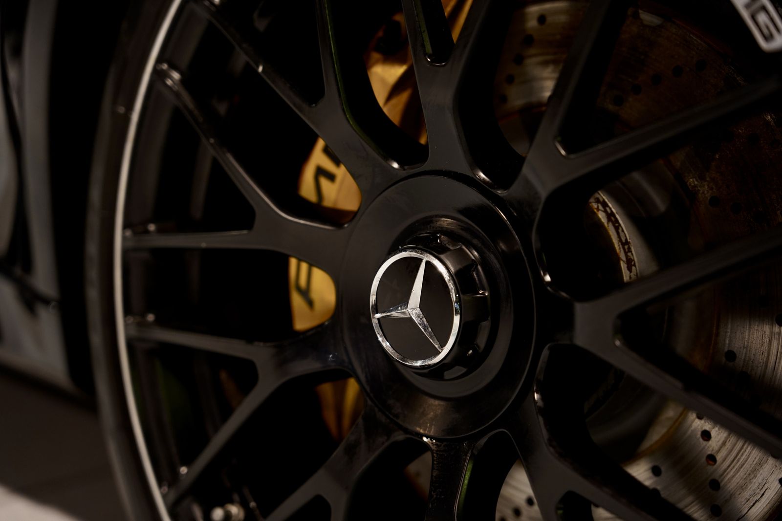 Mercedes Benz C 63 Amg