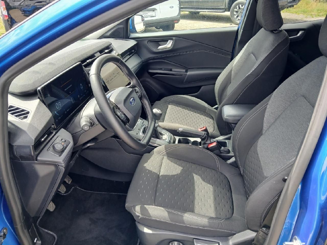 Fahrzeugabbildung Ford Puma Titanium
