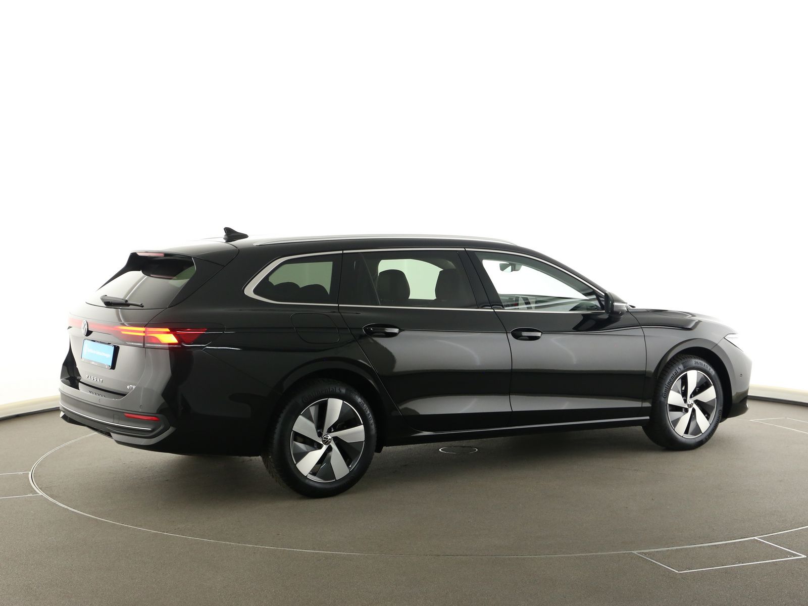 Volkswagen Passat Variant - Bild 7