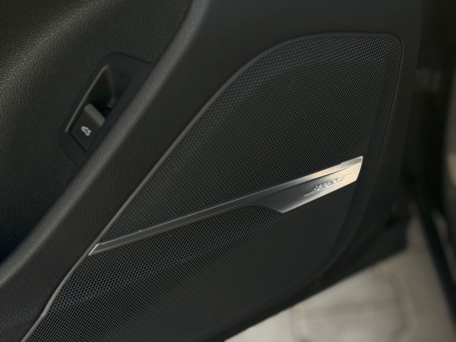 Q7 3.0 TDI quattro S-Line  Standheiz. Leder Pano