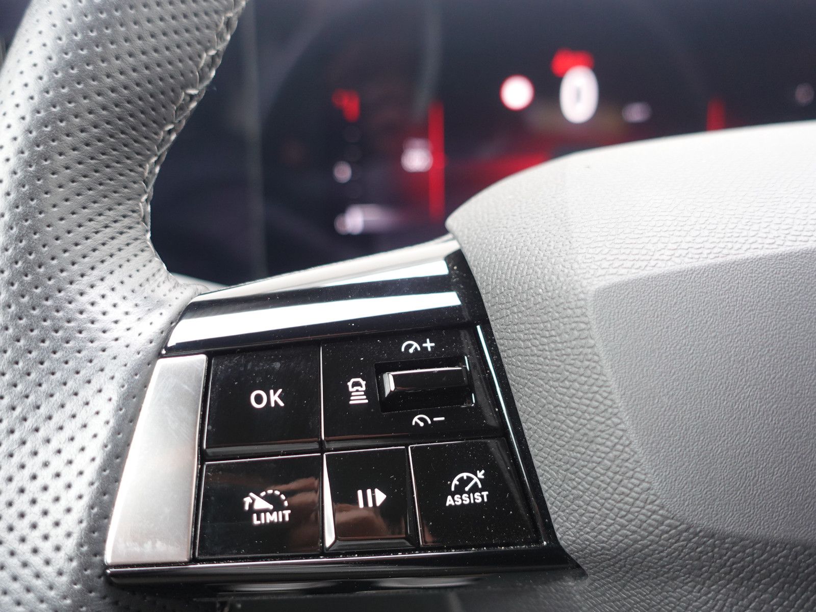 Fahrzeugabbildung Opel Astra 1.2Turbo GS-Line Kamera,Sitzh.,PDC,LED