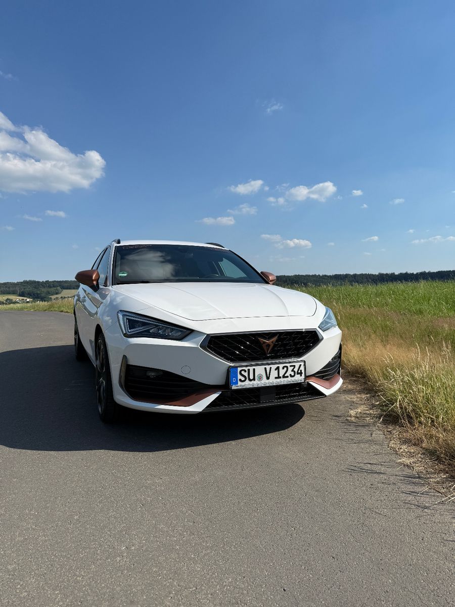 CUPRA Leon e-HYBRID 180kW Sportstourer  AHK
