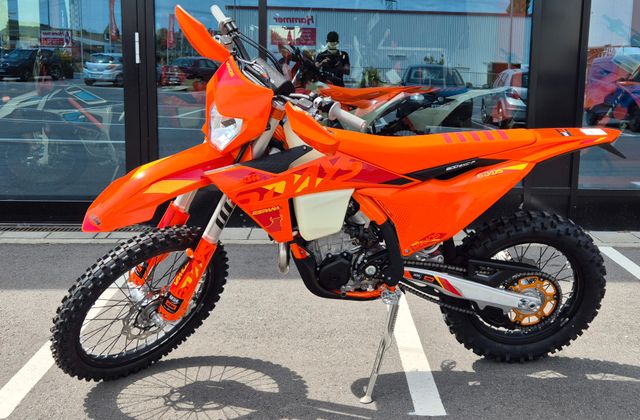 KTM 500 EXC-F Six Days 2025