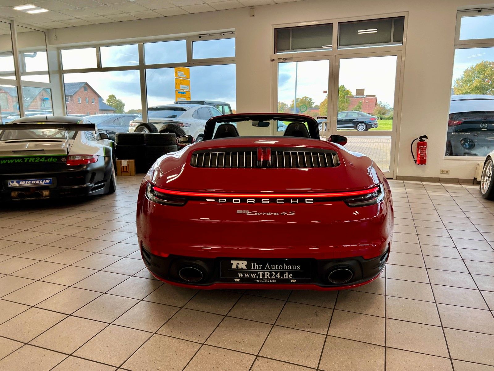Fahrzeugabbildung Porsche 911 992 Carrera 4S Cabrio ACC, Sportabgasanlage